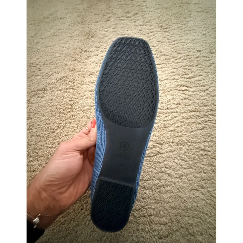 NWOT Blue VIVAIA Square Toe Box Flat Shoes Size 10.5
